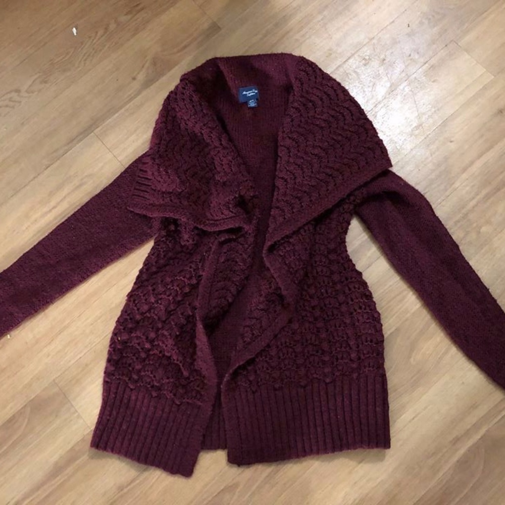 Burgundy American Eagle sweater XS
